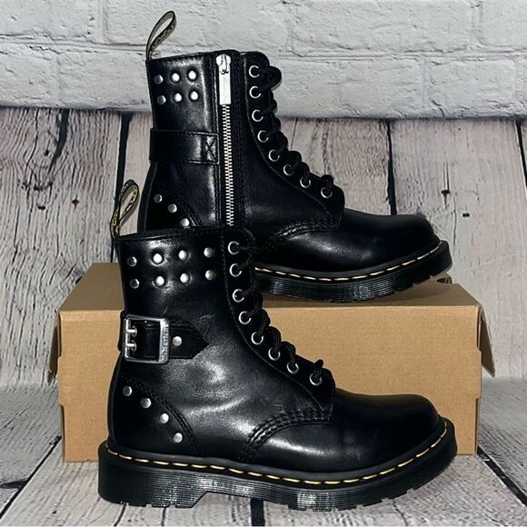 Dr. Martens Shoes - NWT Dr. Martens 1460 Pascal Hardware Studded Leather Boots